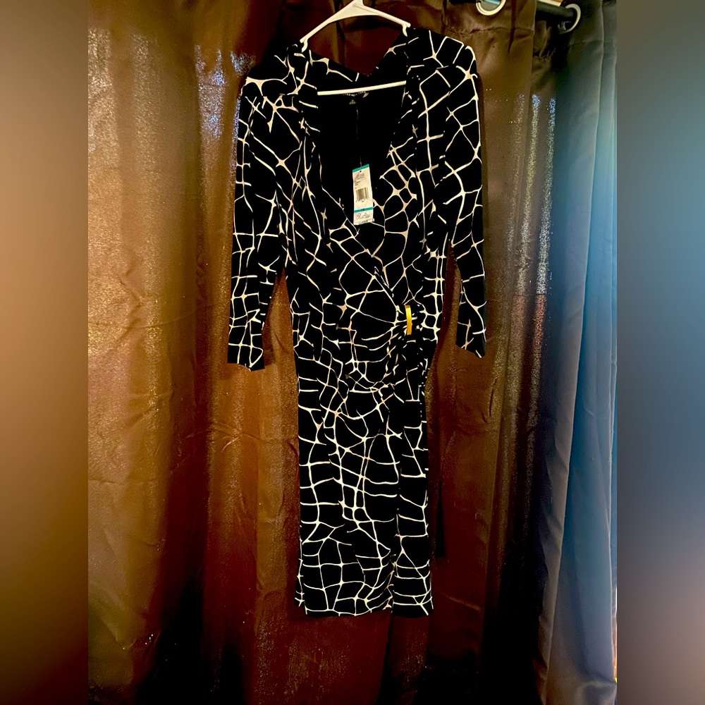 Black and ivory size 16 midi 3/4 length sleeves new with tags